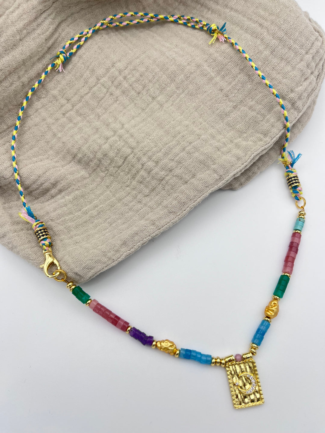 Cord Necklace Beelune with Pendant - إكسسوارات