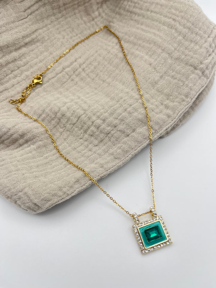 Necklace Beelia Square Stone - إكسسوارات