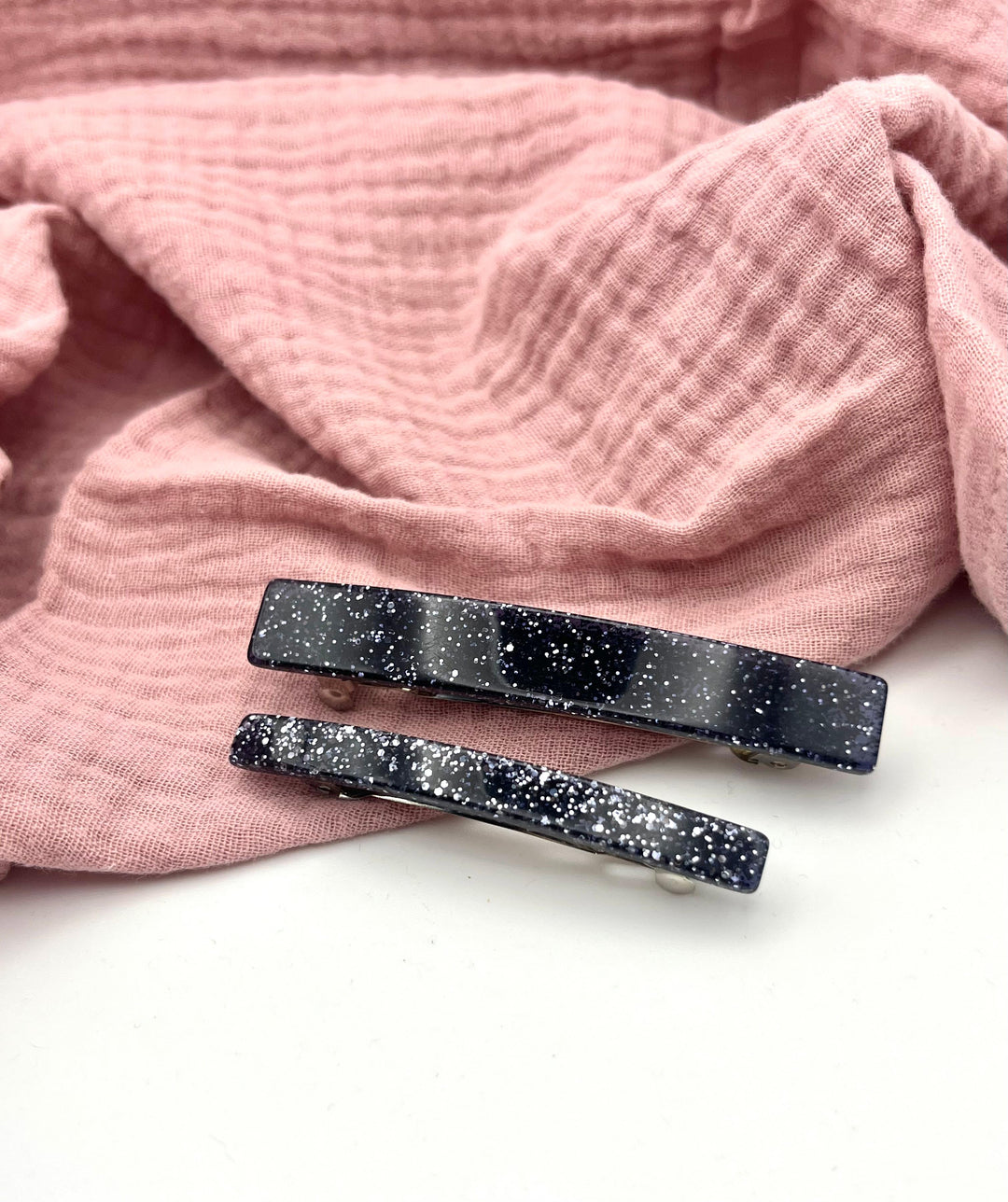 Hair Clip Line Black - مُكَمِّلات