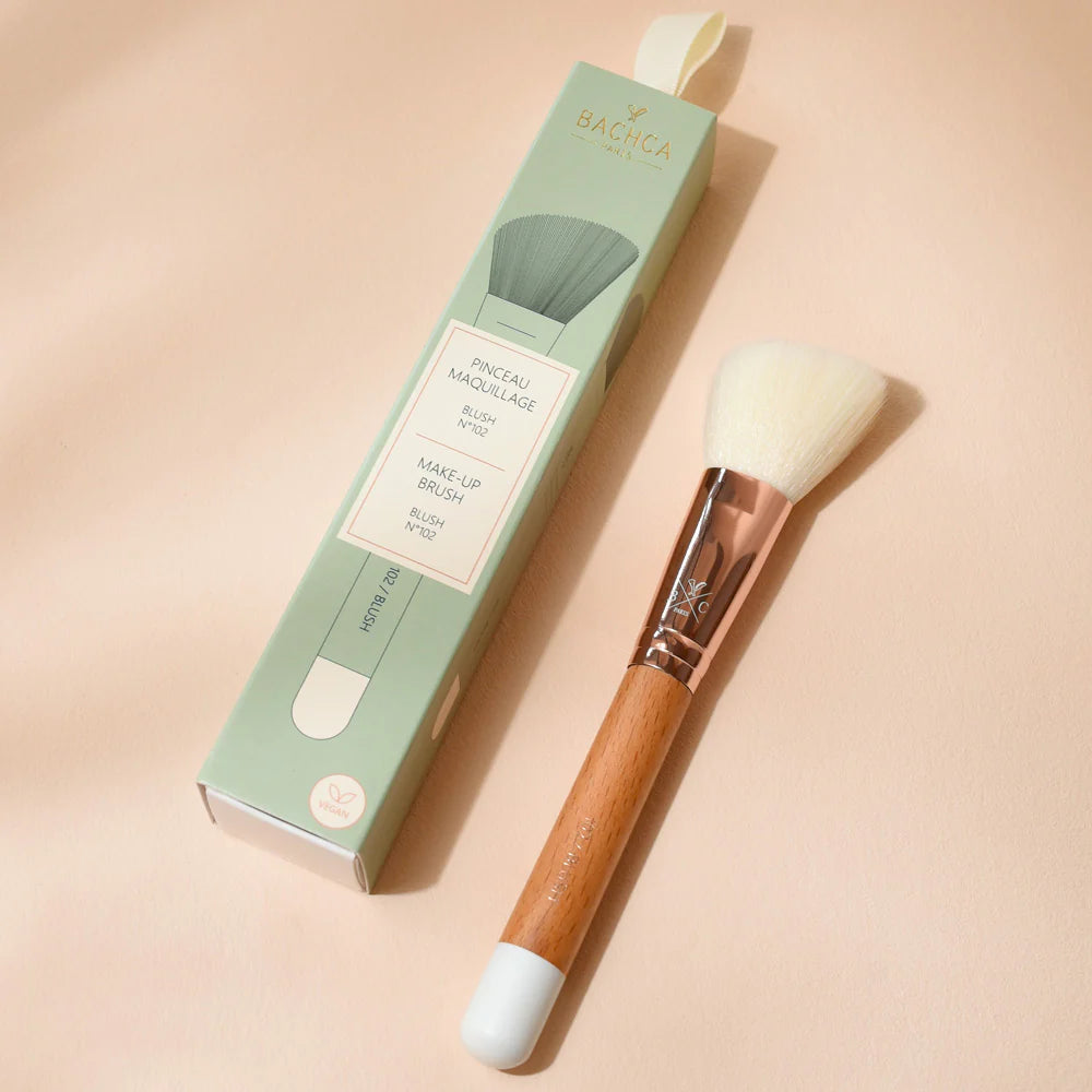 Facial Angled Blush Brush - مُكَمِّلات