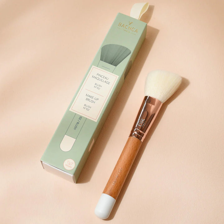 Facial Angled Blush Brush - مُكَمِّلات