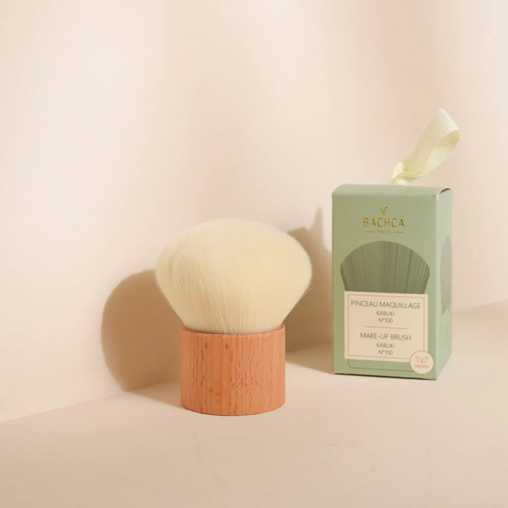 Make Up Brush Kabuki  - مُكَمِّلات