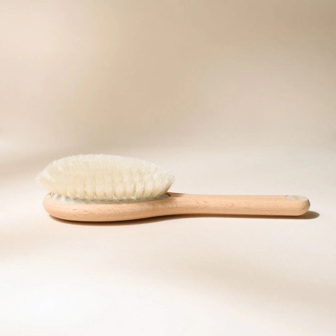 Baby Wooden Hairbrush - مُكَمِّلات