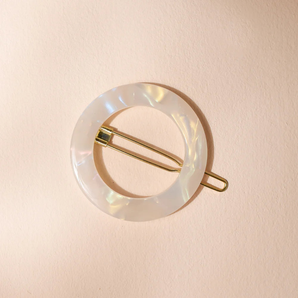 Round Hair Clip Seashell  - مُكَمِّلات