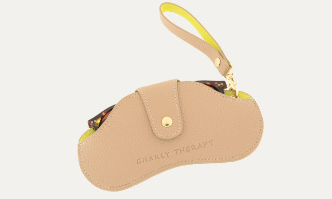 Clip Case - نظارات