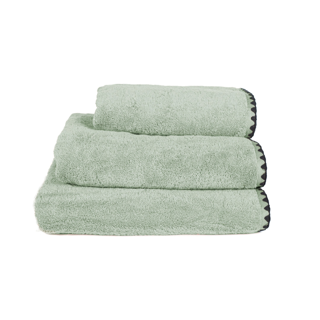 Issey Bath Towel - Celadon - مُكَمِّلات