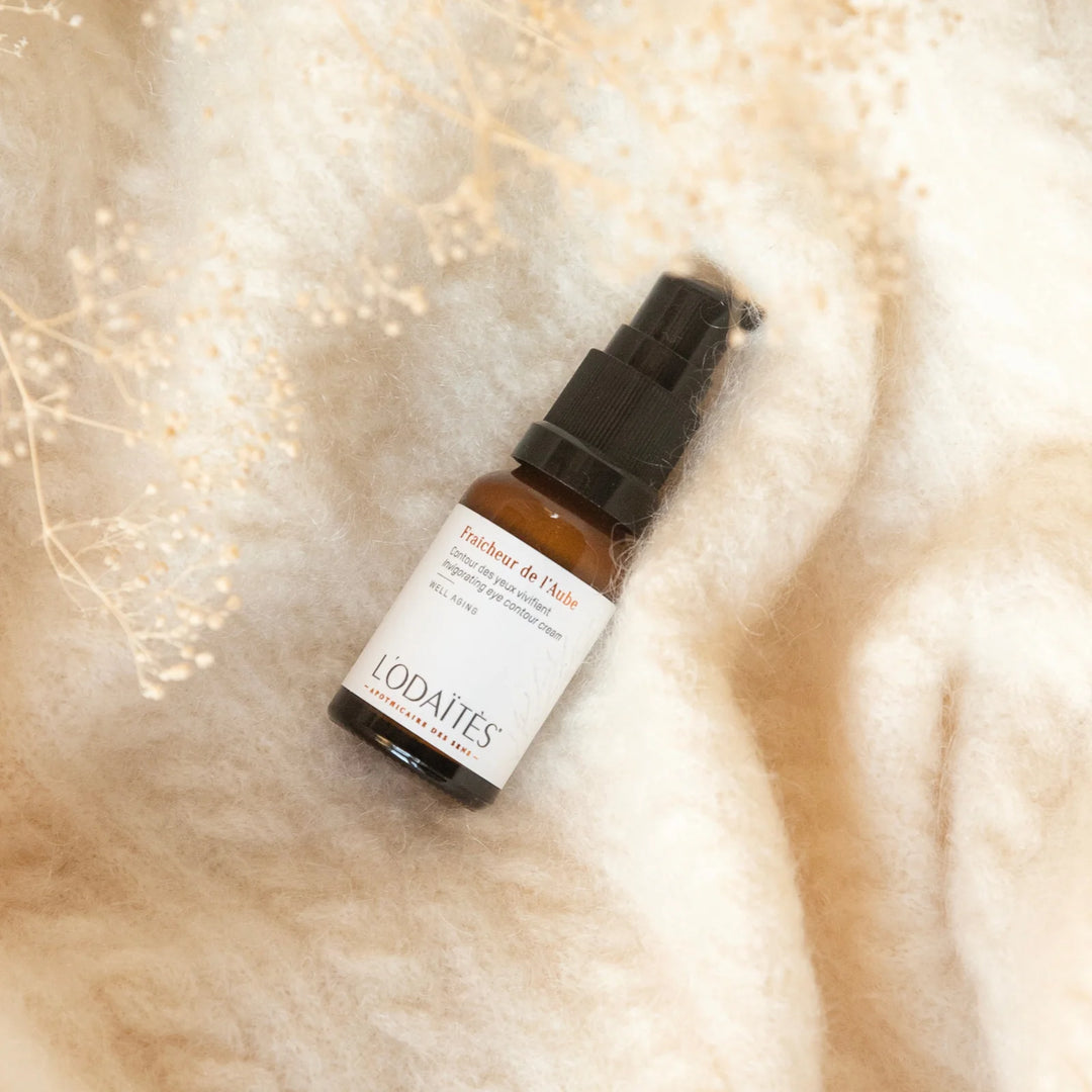 Fraîcheur de l'Aube - Invigorating Eye Contour - منتج تجميلي