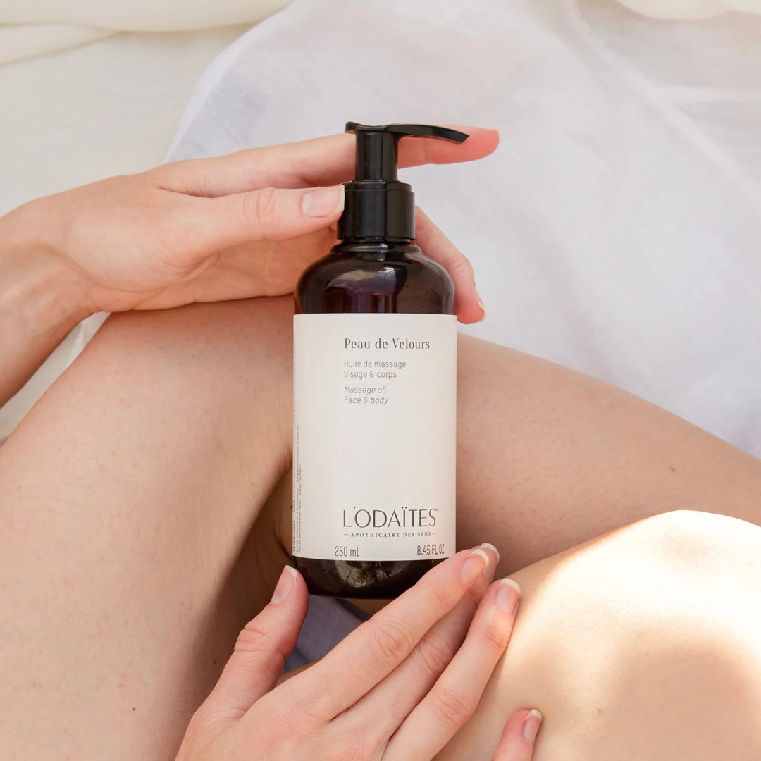 Peau de Velours - Massage Oil - منتج تجميلي