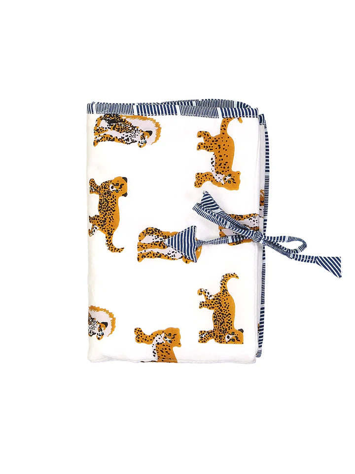 Changing Mat Yellow Jaguar - ملابس سباحة