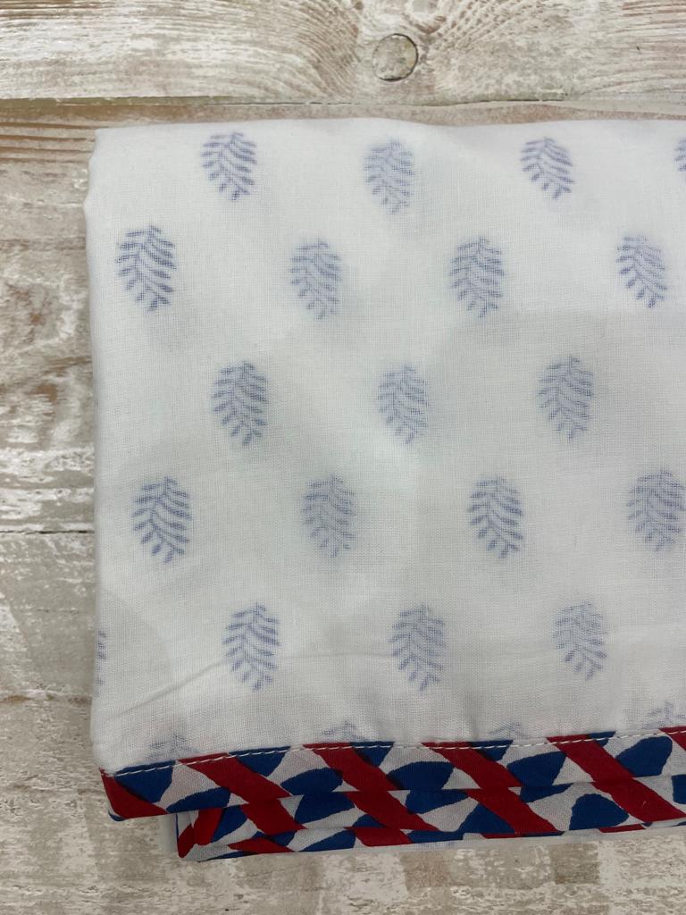 Dohar Blanket - Triangles - بطانية