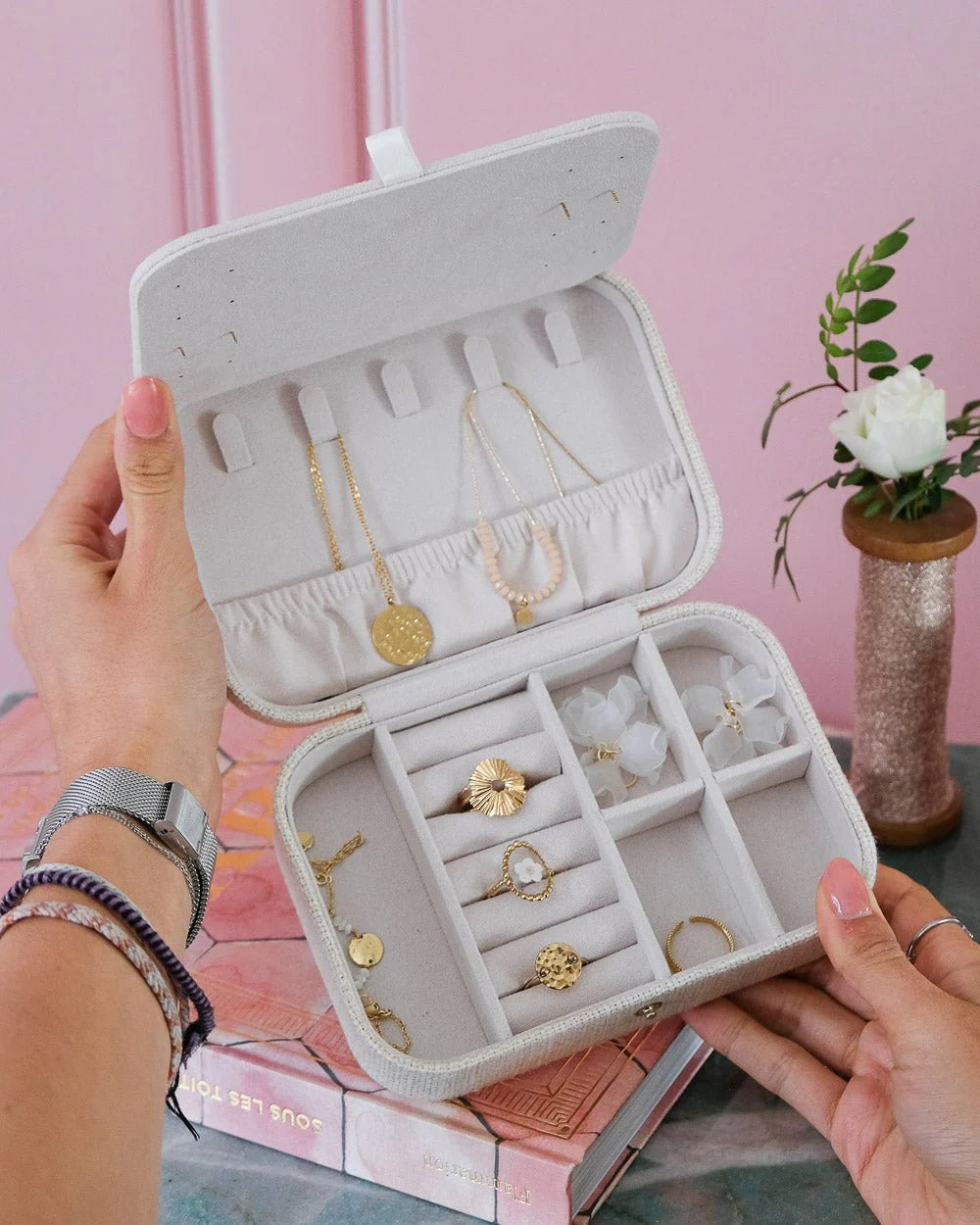 Jewelry Travel Box Brigitte - Ecru - علبة مجوهرات