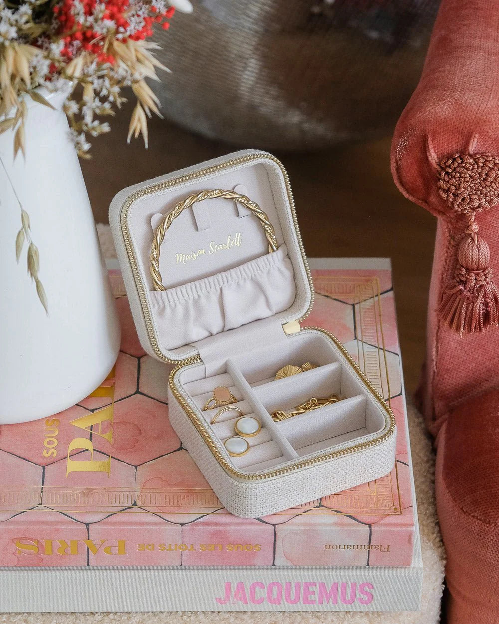 Jewelry Travel Box Corinne - Ecru - علبة مجوهرات