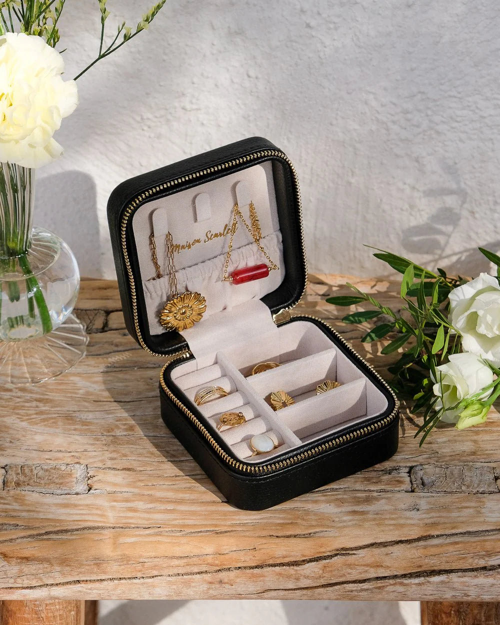 Jewelry Travel Box Corinne - Black- علبة مجوهرات