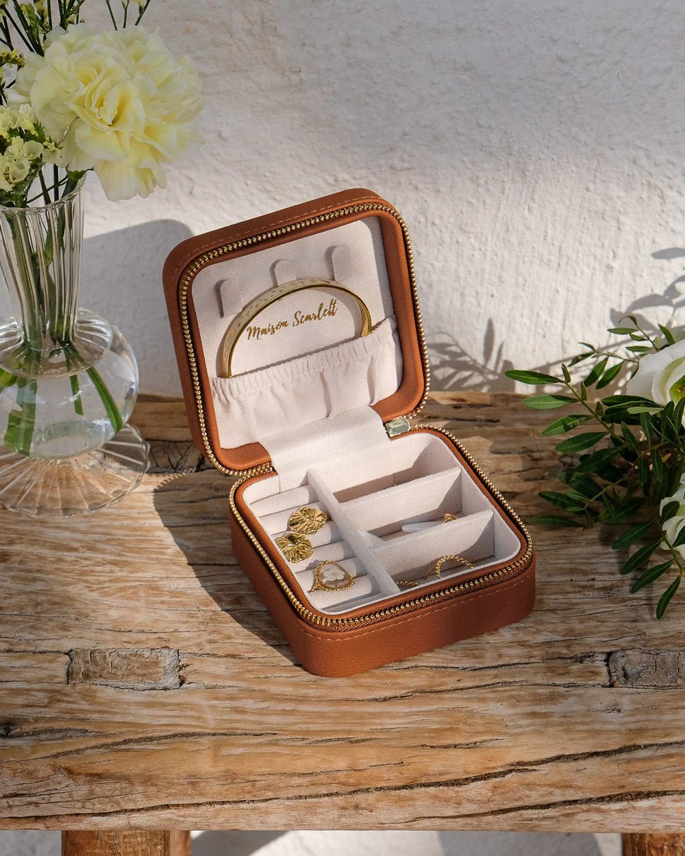 Jewelry Travel Box Corinne - Camel -  علبة مجوهرات