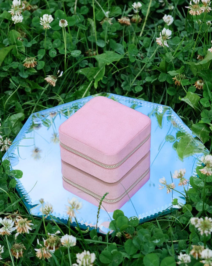 Jewelry Travel Box Corinne - Pink Velvet -  علبة مجوهرات
