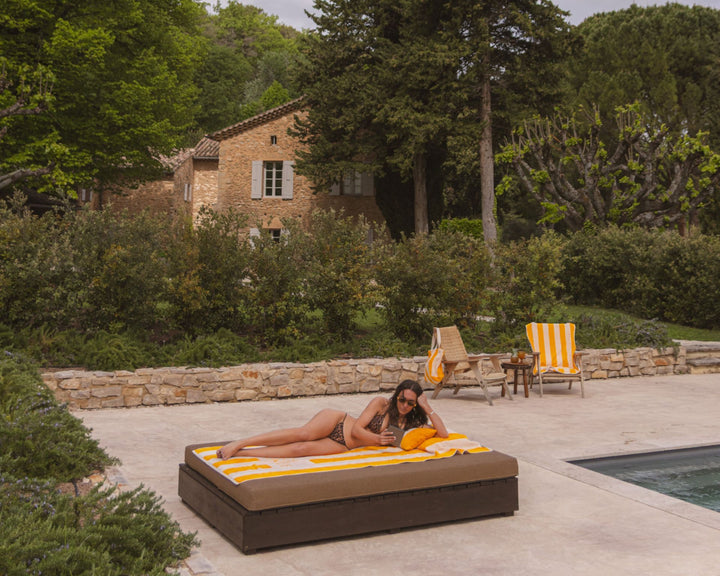 Cushion - Gold -  مستلزمات