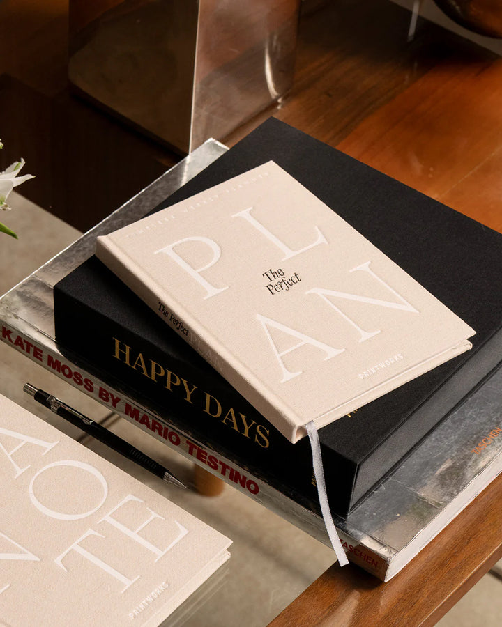 Weekly Planner - Beige شنطة