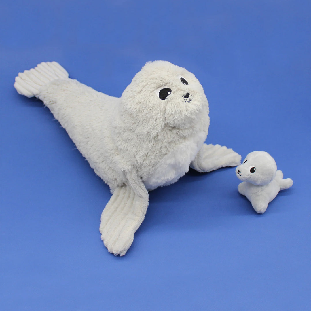 Les Déglingos Ploufou sealion mum and baby plush toy in white and light grey