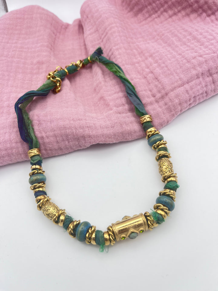 Necklace Cally - مجوهرات