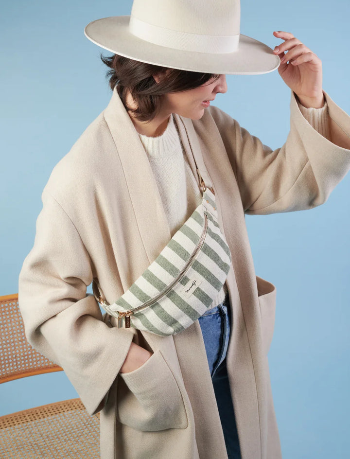 Banana Bag Striped - Nicole - مستلزمات