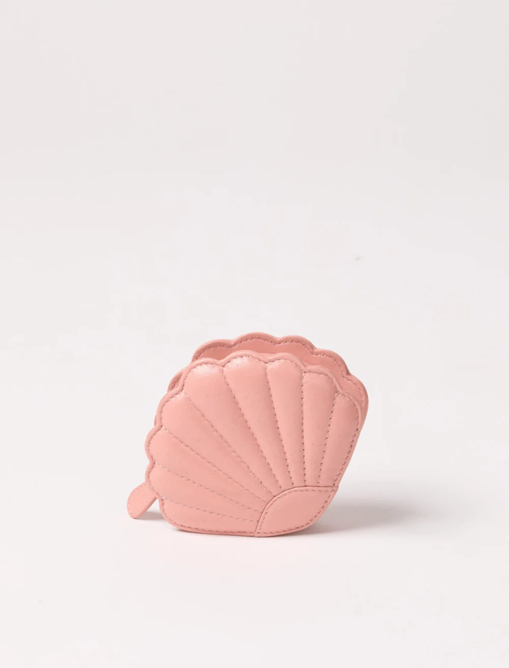 pink shell-shaped leather coin purse with zipper