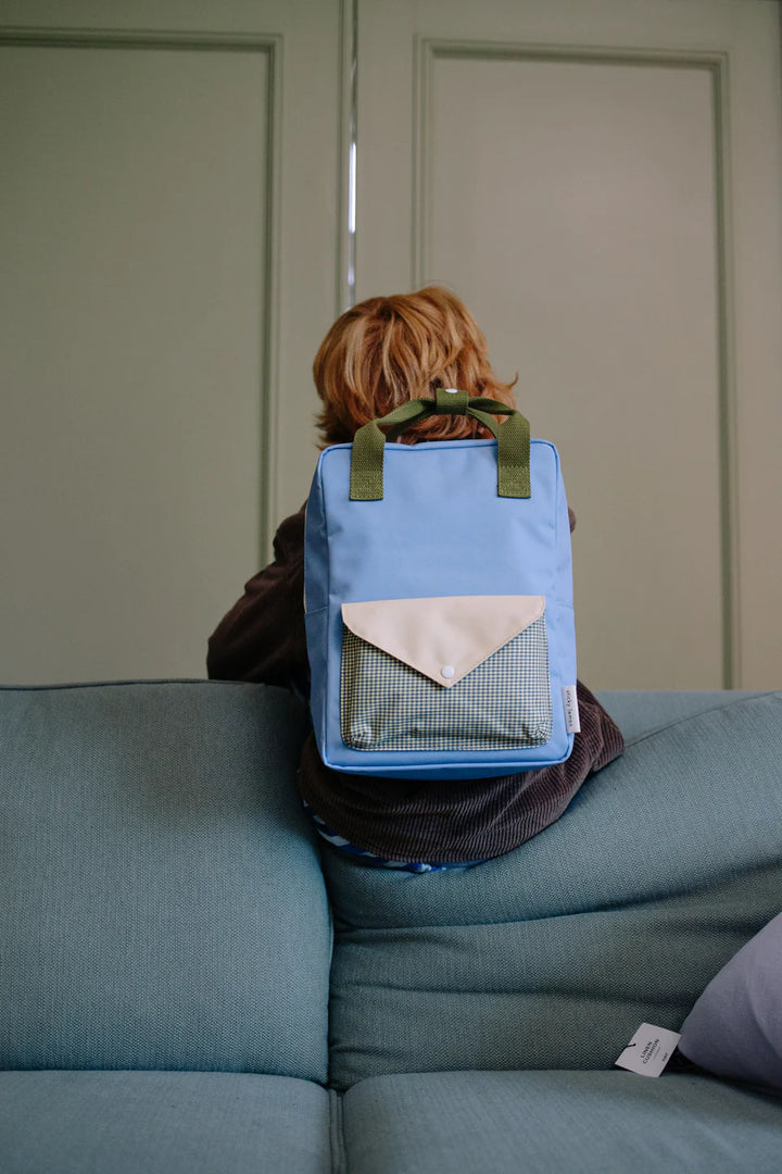 Backpack Medium - حقيبة ظهر