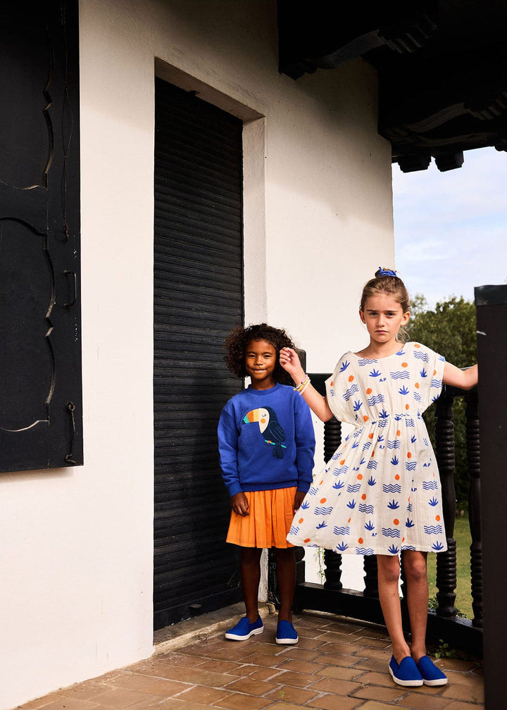 kitty-themed effervescent bath ball gift set for playful bath time