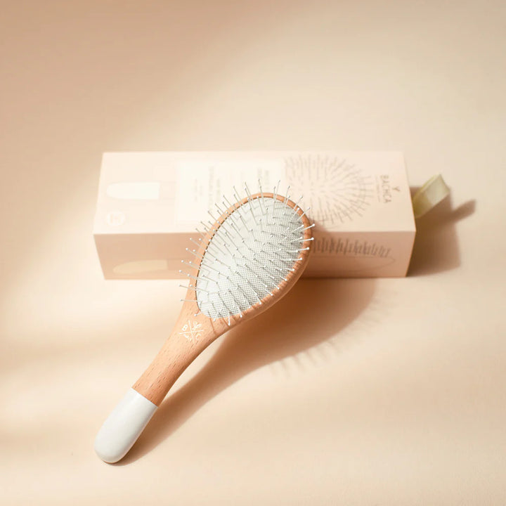 Wood Hairbrush - Detangling & Volume- مُكَمِّلات