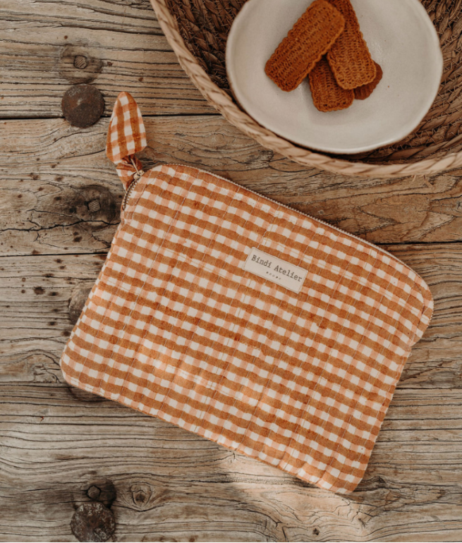 Flat Pouch/IPad - Tara Havane - شنطة