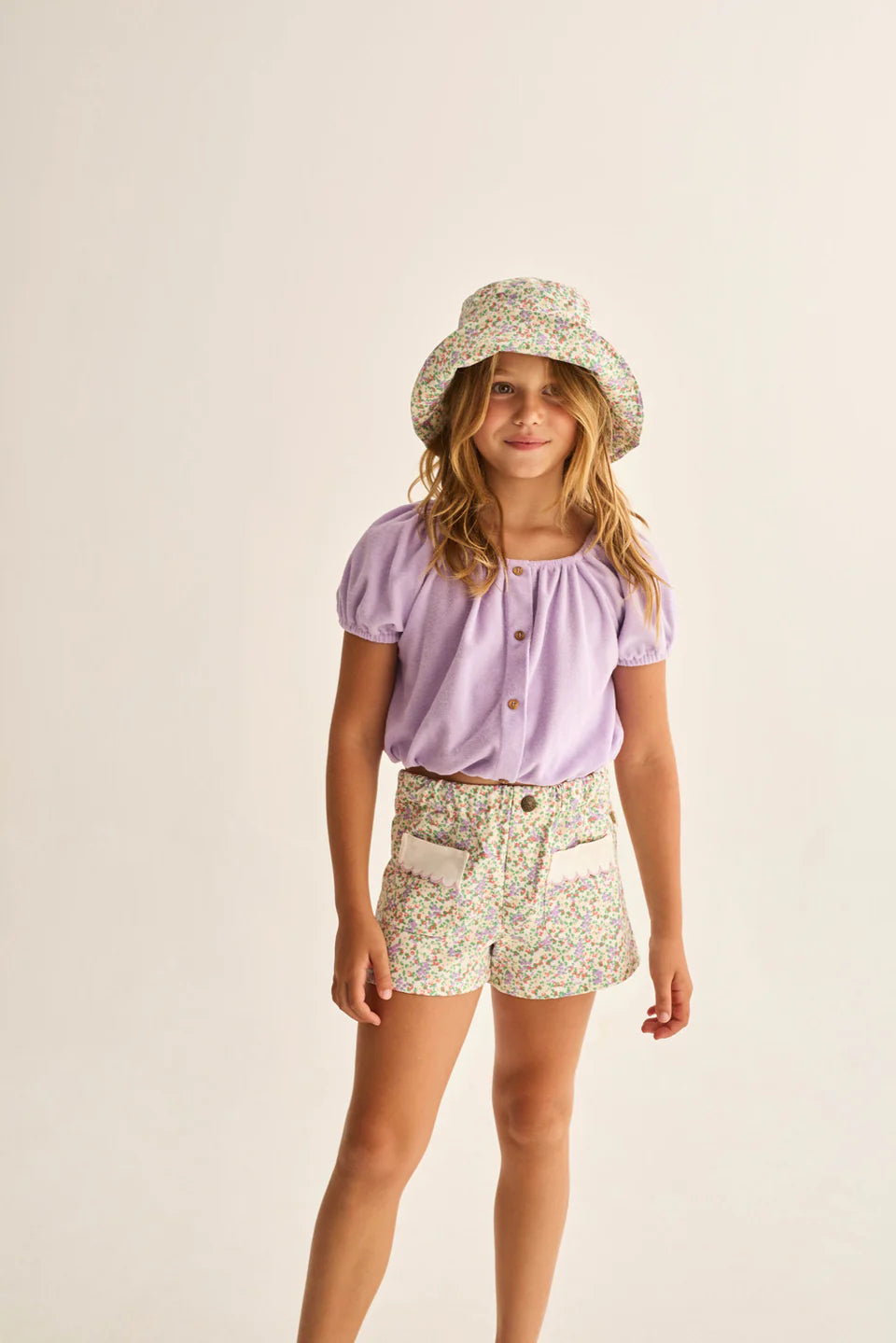girls twill cotton shorts in classic design
