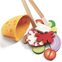 Djeco Cyrus & Lena kids pita pretend play set with wooden and felt food, menu and serving tongs