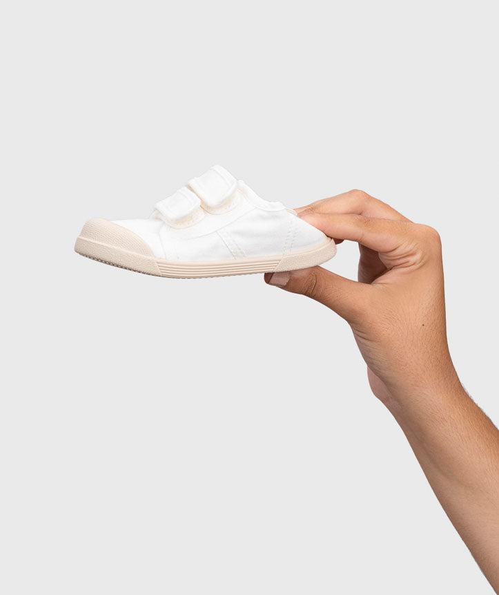 IGOR Lona V Blanco white canvas sneakers for kids