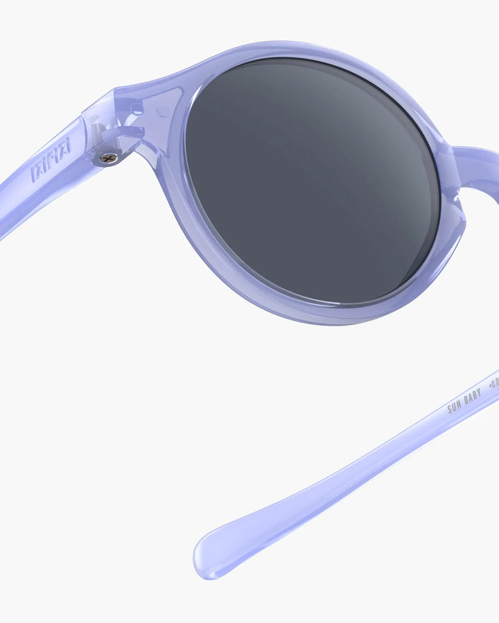 IZIPIZI Baby #D Mauve polarized sunglasses for toddlers aged 0–3 with a glossy semi-translucent pastel mauve frame