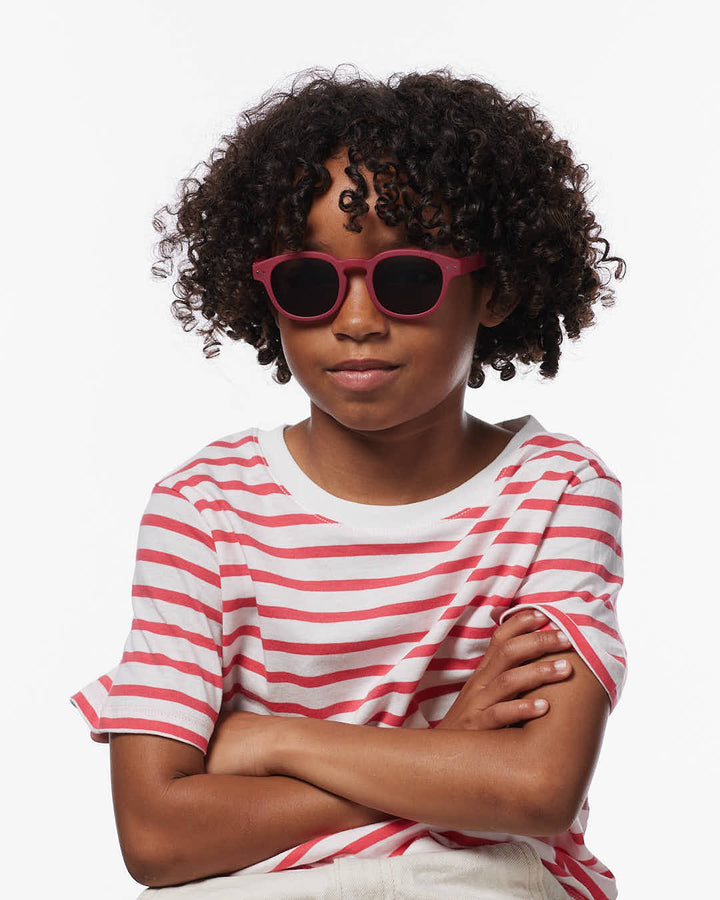 IZIPIZI CHILD #C Cranberry polarized kids sunglasses with shiny pink frame, grey-green lenses and 100% UV protection