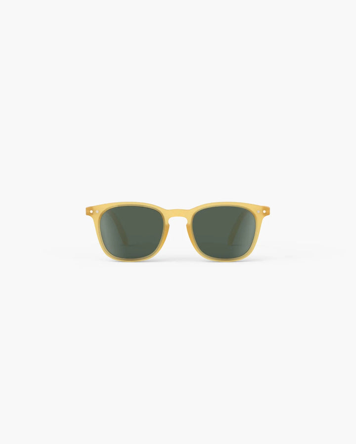 IZIPIZI CHILD #E Yellow Honey polarized kids sunglasses with translucent yellow frame and green polarized lenses