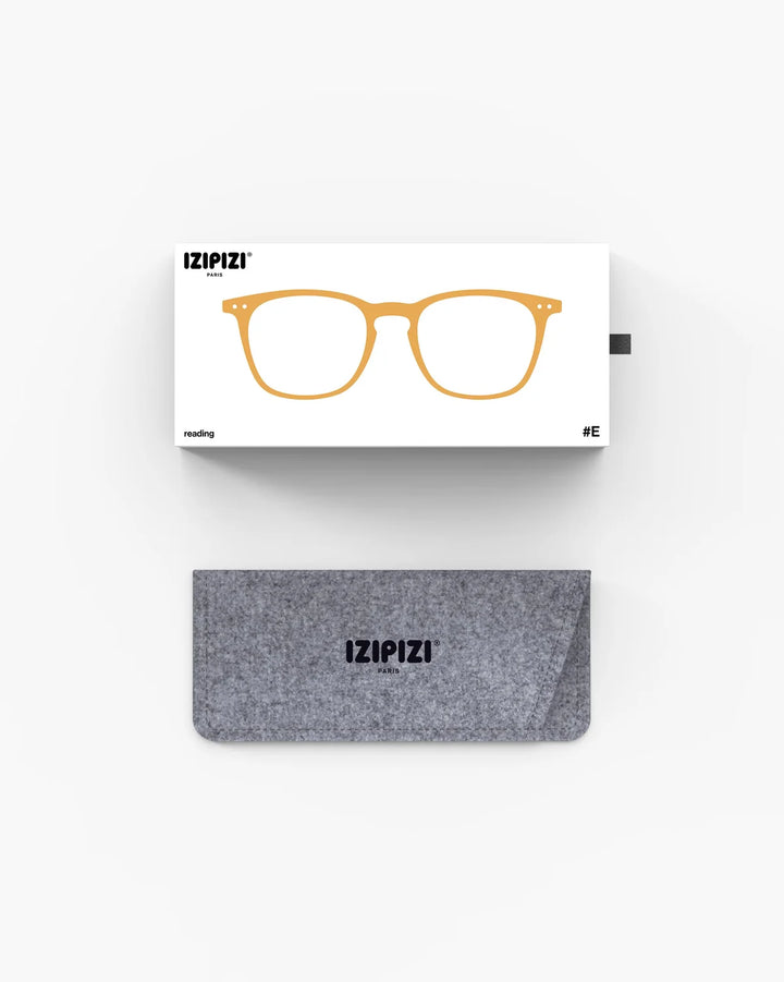 IZIPIZI READING #E Cinnamon reading glasses with warm translucent brown rectangular frame and Soft Touch finish