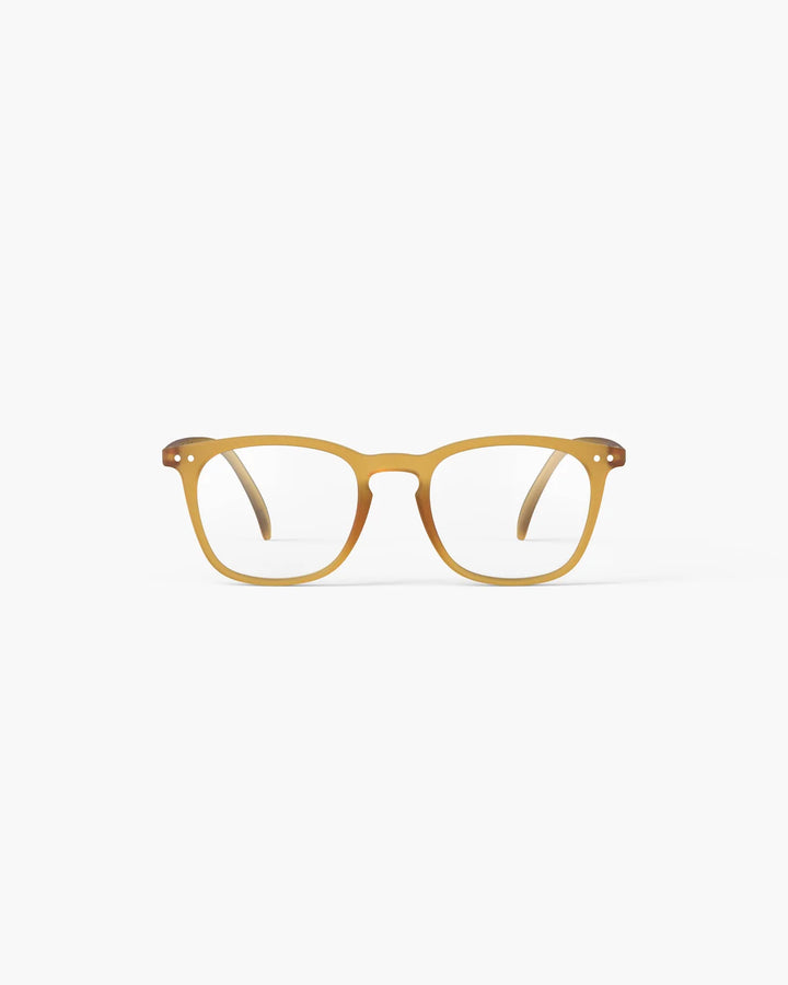 IZIPIZI READING #E Cinnamon reading glasses with warm translucent brown rectangular frame and Soft Touch finish