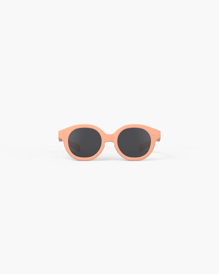 IZIPIZI Baby #C Apricot polarized sunglasses for children aged 0–3 years with matte peach frame and grey lenses