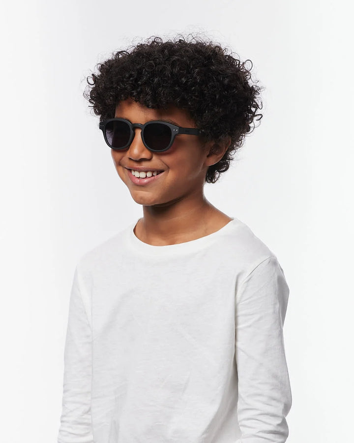 IZIPIZI CHILD #C Black polarized kids sunglasses with soft-touch black frame, grey-green lenses and 100% UV protection