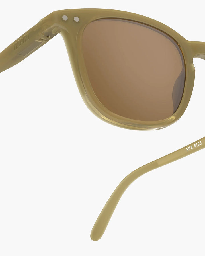 IZIPIZI CHILD #E Olive polarized kids sunglasses with glossy green rectangular frame and brown polarized lenses