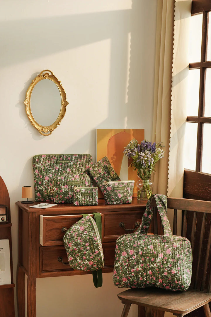 Wash Bag - Rosiers De Nuit - شنطة