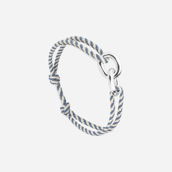 Le Vent à la Française Darse bracelet with a cord and silver buckle
