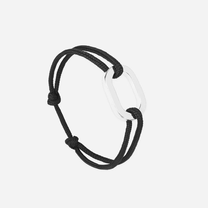 Le Vent à la Française Darse bracelet with a cord and silver buckle
