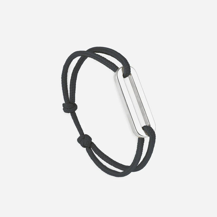 Le Vent à la Française Tavire bracelet with a cord and silver buckle

