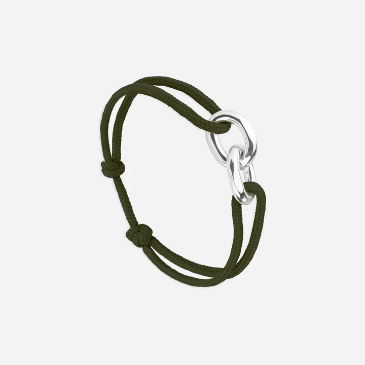 Le Vent à la Française Darse bracelet with a cord and silver buckle
