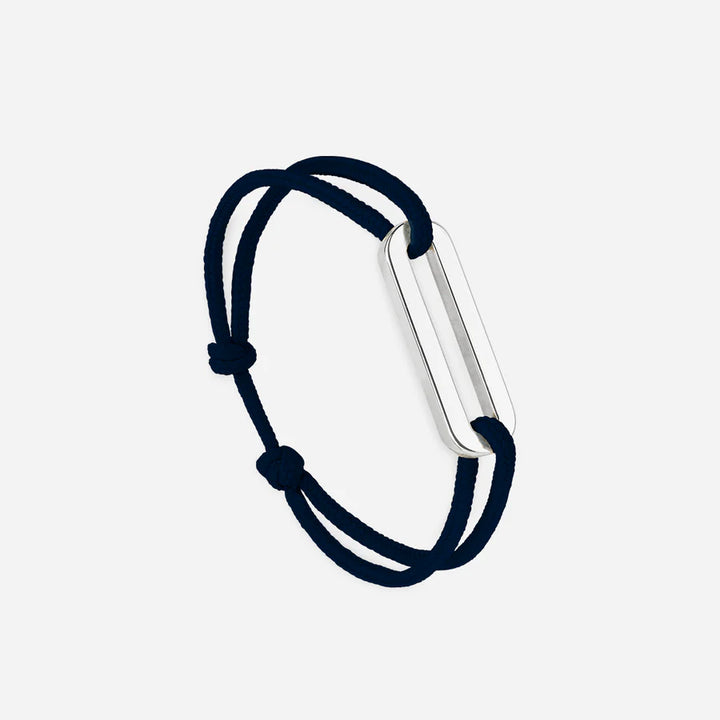 Le Vent à la Française Tavire bracelet with a cord and silver buckle
