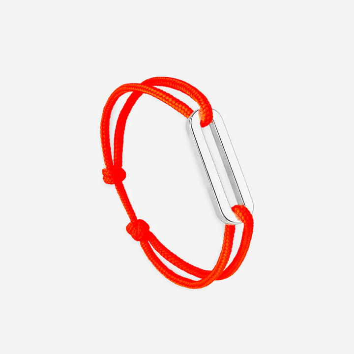 Le Vent à la Française Tavire bracelet with a cord and silver buckle
