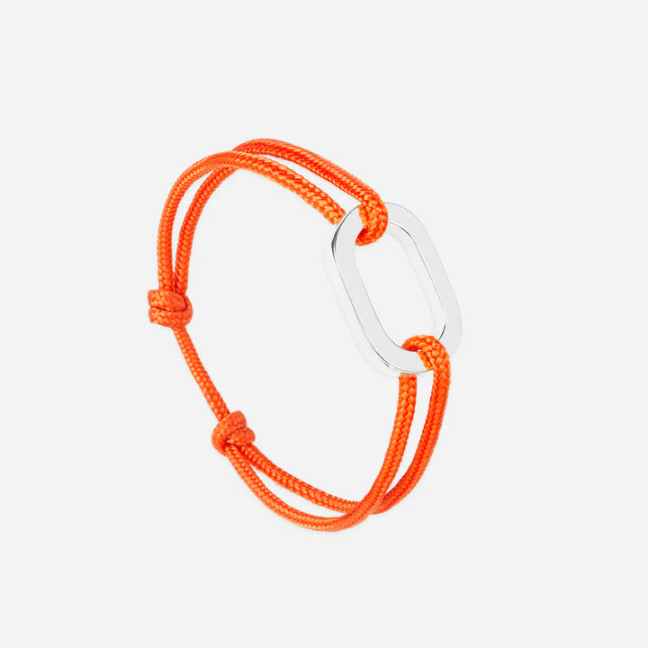 Le Vent à la Française Darse bracelet with a cord and silver buckle
