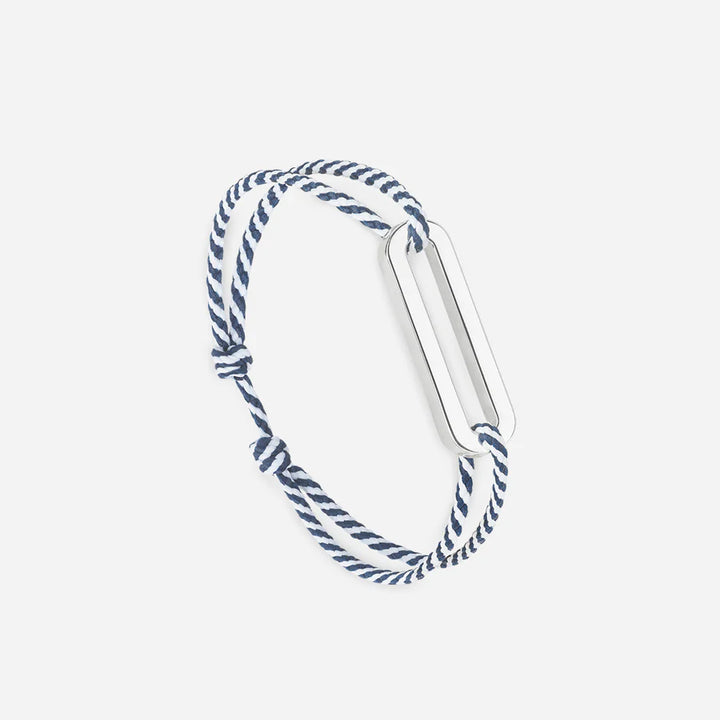 Le Vent à la Française Tavire bracelet with a cord and silver buckle
