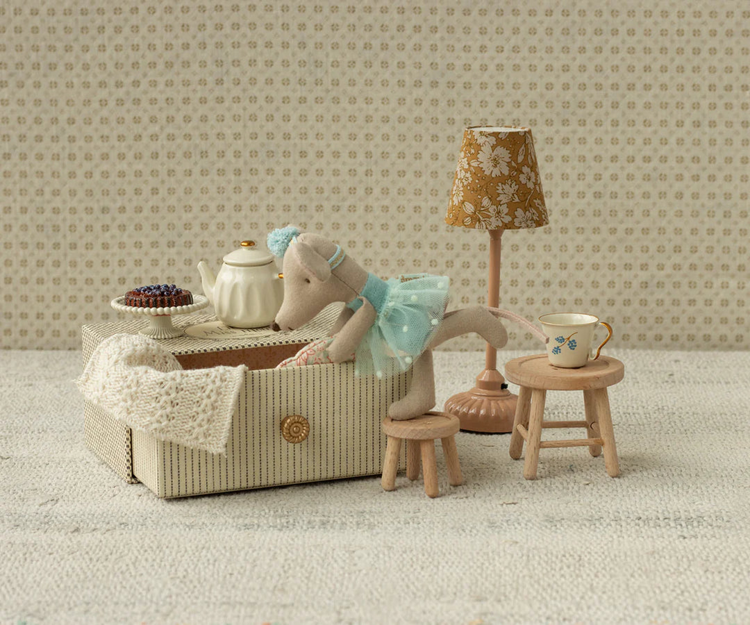 Dance Mouse In Daybed - Little Sister - ألعاب الأطفال